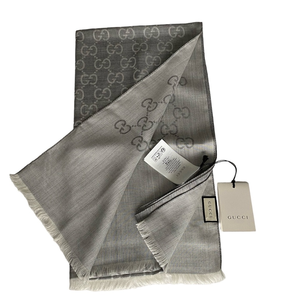 ❤️NEW GUCCI SCARF.  70% Lana 30% SILK❤️